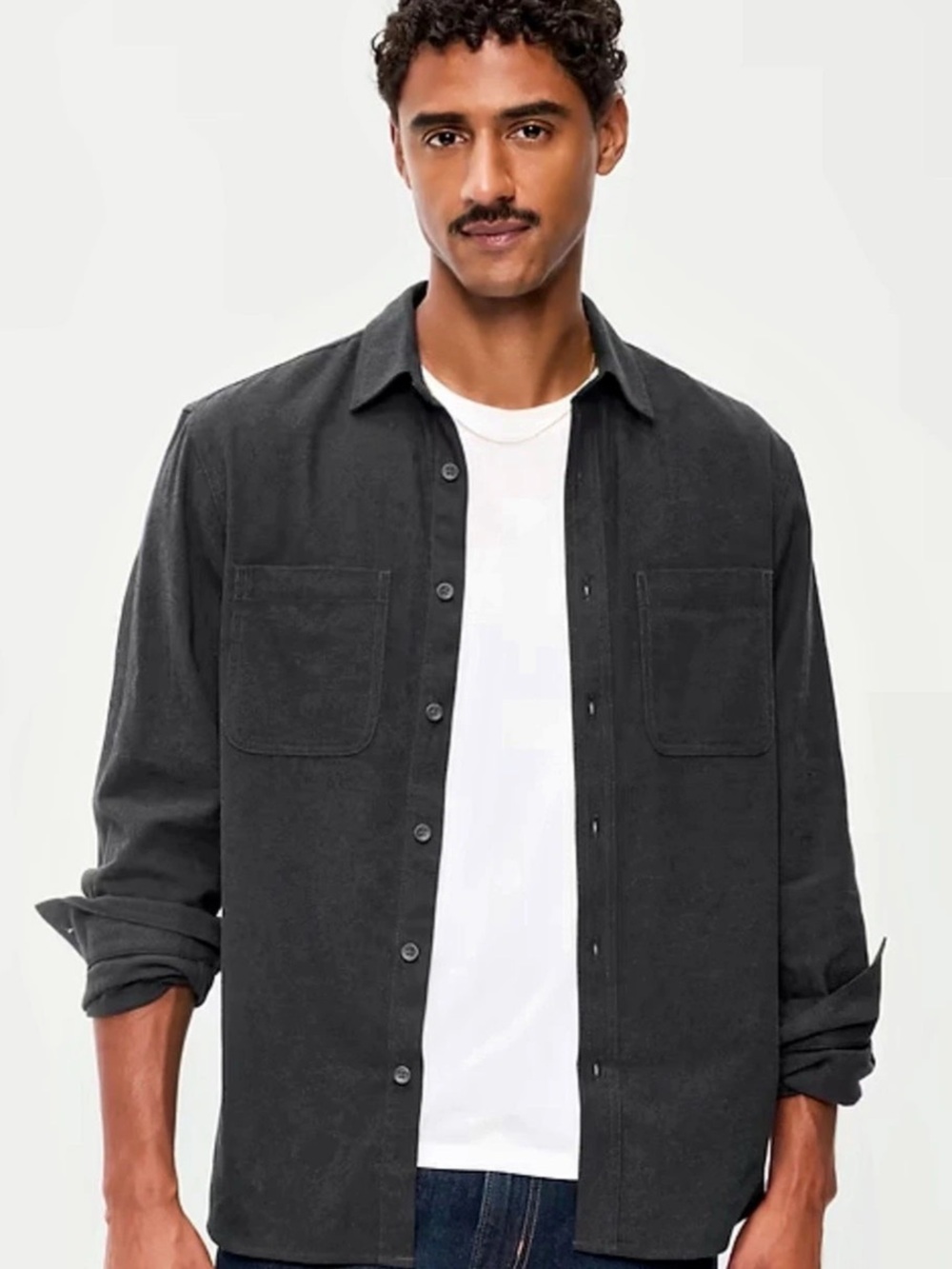 Old Navy Men's Button Down Shirt in Black Size Medium